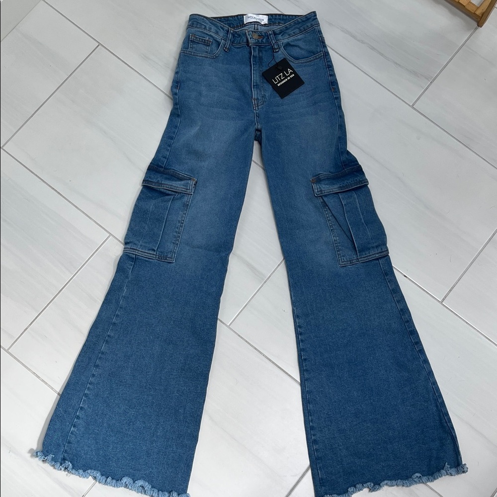Litz LA Women's Wide Leg Cargo Jeans